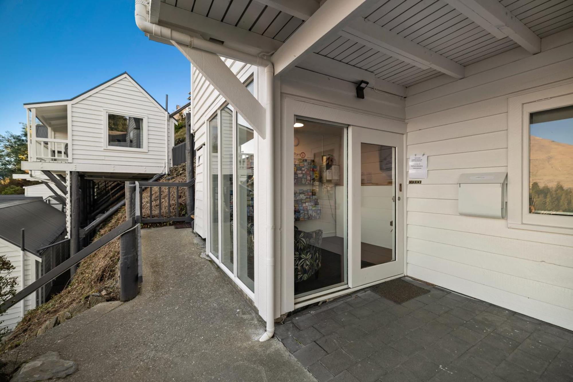 Lakeview Colonial House Queenstown Extérieur photo
