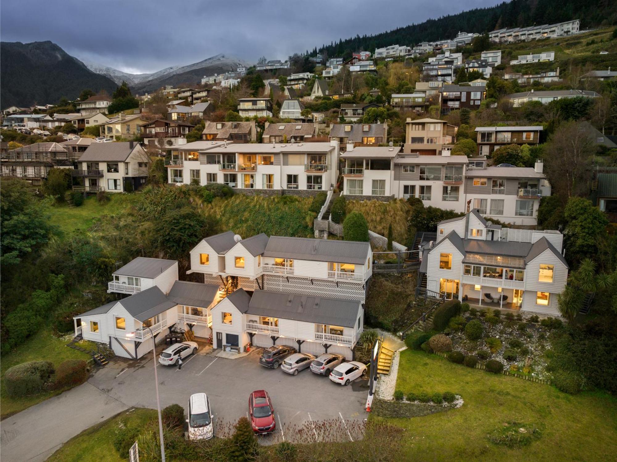 Lakeview Colonial House Queenstown Extérieur photo